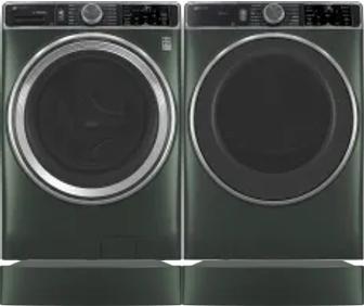 Side by Side Washer & Dryer Set on Risers